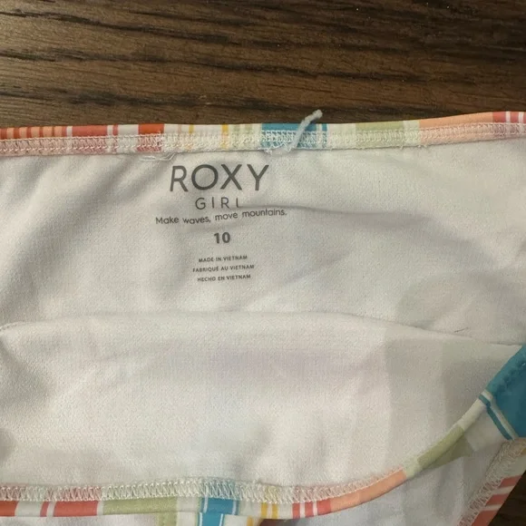Brand new Youth bathing suit/bikini size 10. Purple Billabong and striped Roxy - Picture 4 of 4